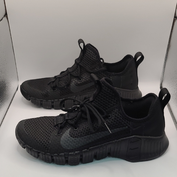 NEW Nike Free Metcon 3 - Black/Anthracite/Volt Sneakers Size Men's 9 Wmns 10.5US